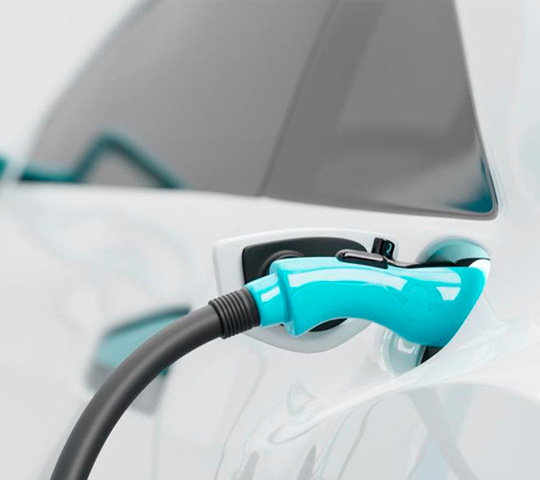 Maquinaria y equipamiento para talleres especializados en vehículo eléctrico